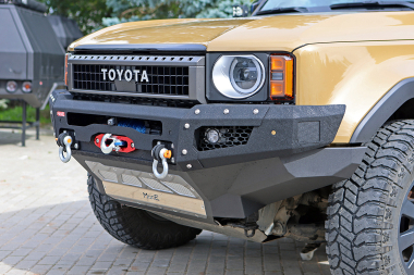 Zderzak przedni off-road Toyota Land Cruiser j250 2024+